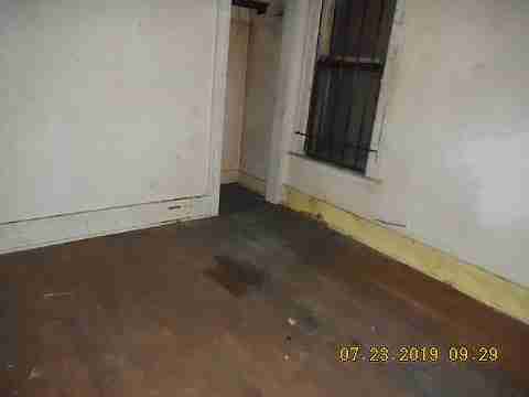 8956 Isham (30)_m.jpg